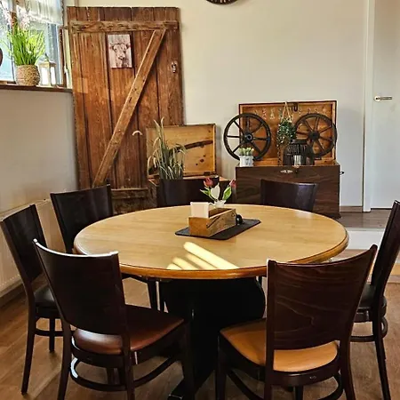 بيت للعطل Am Hochbergle Haus 138 ليتشبروك